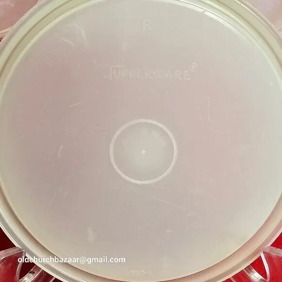 Vintage Tupperware Millionaire Line Pickle Relish Tray #608 w Tupper! Seal Lid - Picture 7 of 7